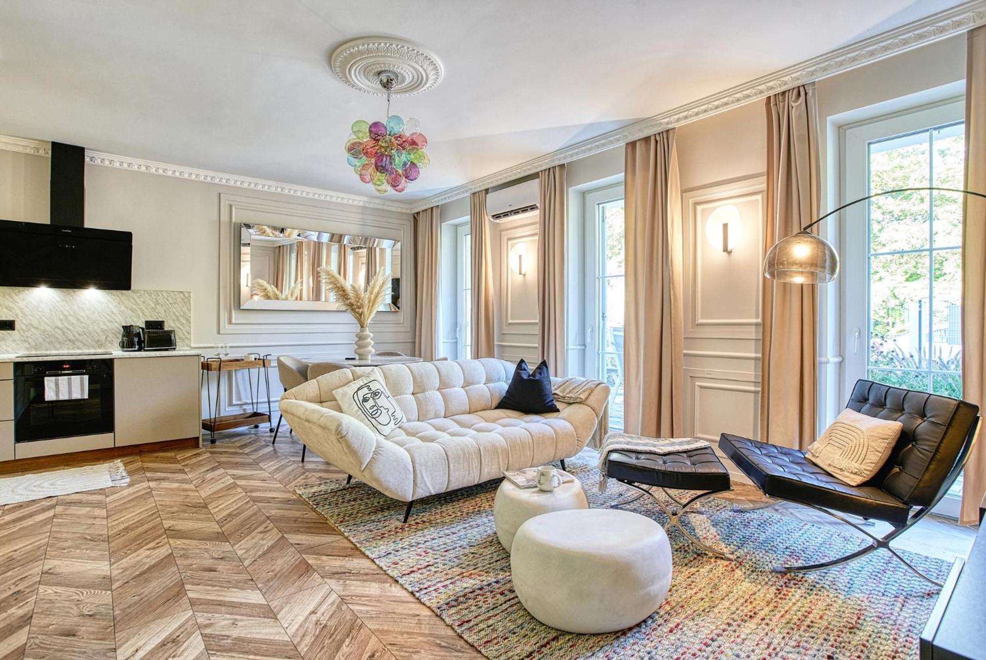 The Doors Luxury Apartment Mosonmagyaróvár Exterior foto